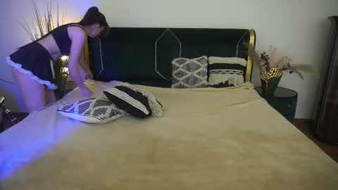 Ariel online show from June 15, 7:49 pm