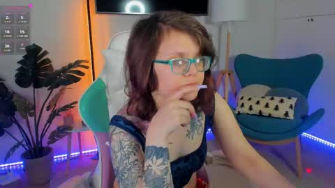 Ariell Mini online show from May 11, 5:35 am