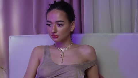  Ariella  online show from February 5, 9:08 pm