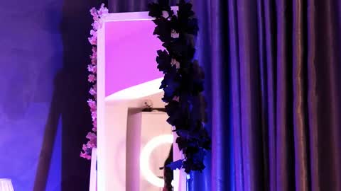 Snapshot of ariellsweety chatting on November 19, 6:41 pm Ariell online show from November 19, 6:41 pm