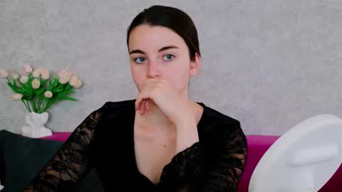 arielstonks_lovee online show from September 29, 3:33 am