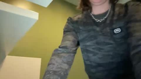 ariel  colin when hes here online show from January 11, 1:49 pm