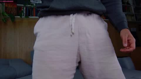 Snapshot of arilass chatting on September 26, 7:01 am A n g e l  f r o m  H e l l online show from September 26, 7:01 am