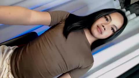 hi follow me its ARI  online show from February 18, 10:22 am