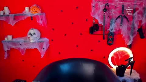 Snapshot of arina_ardeeen chatting on October 28, 5:15 pm Matilda online show from October 28, 5:15 pm