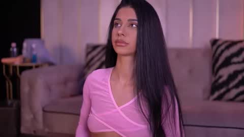 Snapshot of arinarhodes chatting on November 2, 6:21 pm Arina online show from November 2, 6:21 pm