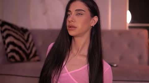 Snapshot of arinarhodes chatting on November 23, 6:30 pm Arina online show from November 23, 6:30 pm