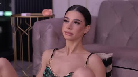 Snapshot of arinarhodes chatting on December 18, 6:14 pm Arina online show from December 18, 6:14 pm