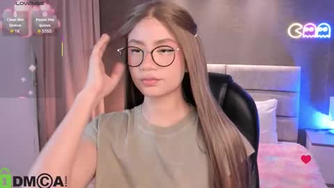 Ari  online show from March 7, 7:44 pm