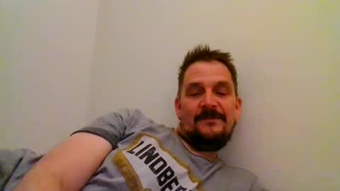Snapshot of ariparikrigsmann chatting on December 16, 10:24 pm ariparikrigsmann online show from December 16, 10:24 pm