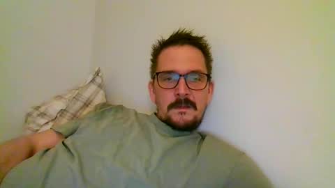 Snapshot of ariparikrigsmann chatting on January 4, 10:13 pm ariparikrigsmann online show from January 4, 10:13 pm