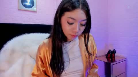 Snapshot of aris_logan chatting on April 28, 6:18 am aris_logan online show from April 28, 6:18 am