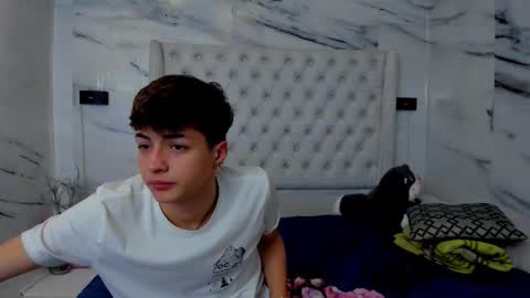 celina online show from January 9, 2:20 pm