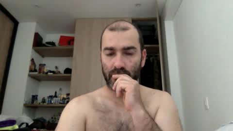 aristi11 online show from May 10, 4:45 pm