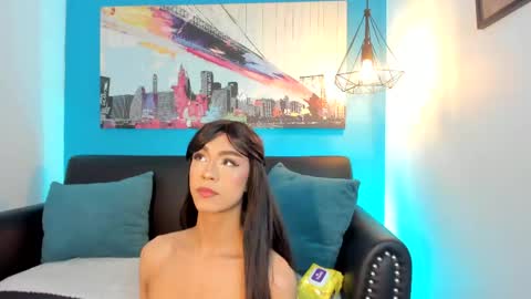 Snapshot of arisunshine77 chatting on May 5, 12:57 pm arisunshine77 online show from May 5, 12:57 pm