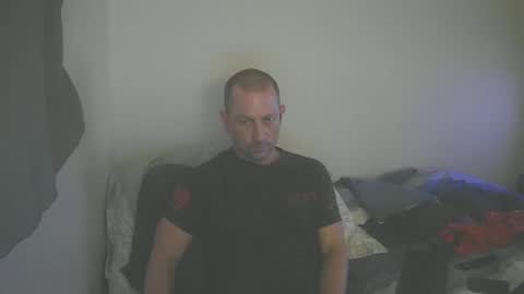 luv2benawty online show from April 27, 1:47 am
