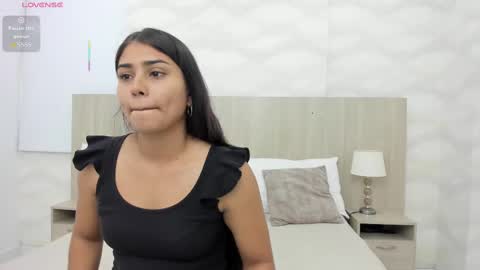 Arlet Powell online show from November 24, 3:28 am