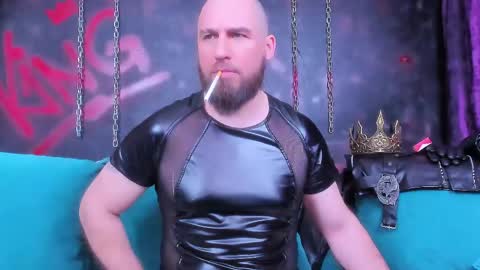 Snapshot of armandosteel chatting on June 4, 6:25 pm Armando online show from June 4, 6:25 pm