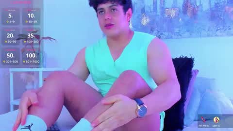 Snapshot of arminjones1 chatting on November 3, 6:14 am online show from November 3, 6:14 am