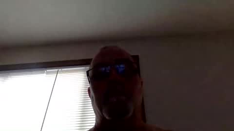 armyguy5311 online show from March 14, 1:27 pm