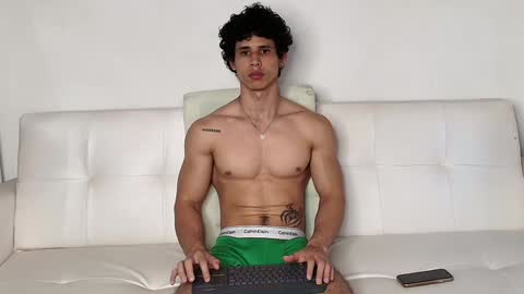 arnold black online show from December 2, 7:38 pm