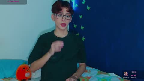 Snapshot of arnold_laurent chatting on October 15, 2:55 am Arnold online show from October 15, 2:55 am