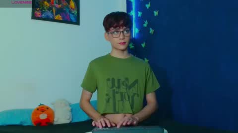 Arnold online show from October 23, 3:33 pm