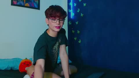 Snapshot of arnold_laurent chatting on November 13, 7:18 am Arnold online show from November 13, 7:18 am