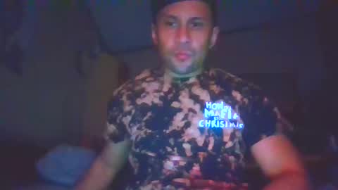 Snapshot of aroddriguezz2020 chatting on March 11, 9:02 am aroddriguezz2020 online show from March 11, 9:02 am