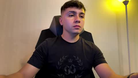 aron__cooper online show from May 2, 1:49 pm