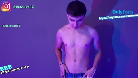 Snapshot of aron__cooper chatting on July 6, 5:15 am aron__cooper online show from July 6, 5:15 am