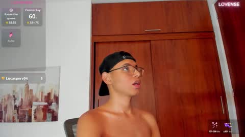 Snapshot of aron_pipeer chatting on September 29, 11:20 pm aron_pipeer online show from September 29, 11:20 pm