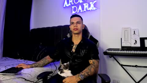 DarkMaster online show from January 10, 12:15 pm