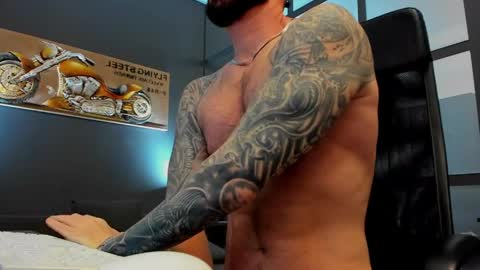 AronGrant online show from April 27, 10:13 am