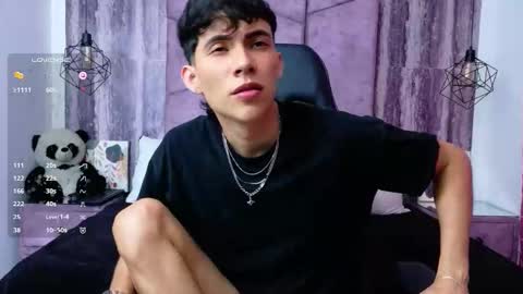 Arontawers online show from May 27, 8:28 pm