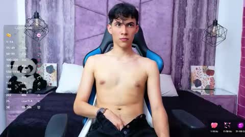 Arontawers online show from May 28, 8:06 pm