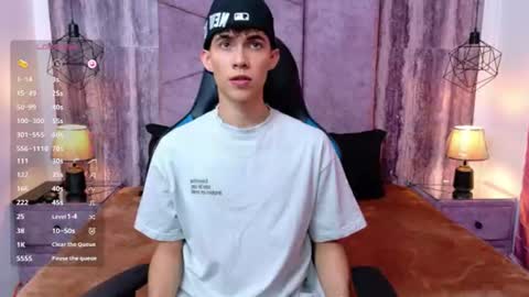 Arontawers online show from July 16, 7:20 pm