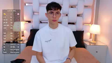 Arontawers online show from July 24, 3:10 pm