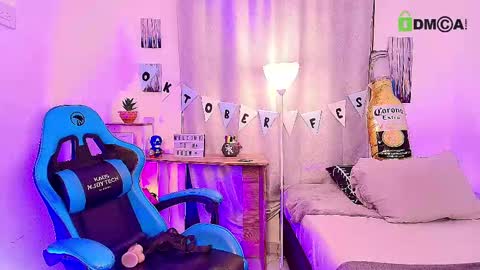 noah and ivy online show from October 1, 12:00 pm