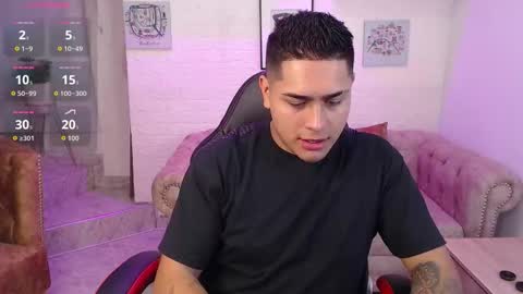 Snapshot of aroon_09 chatting on December 16, 3:11 am Aron online show from December 16, 3:11 am