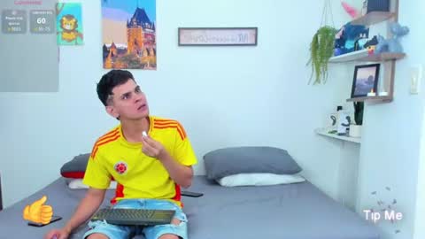 Aroon   online show from August 2, 2:32 am