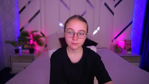 arrinawair online show from October 23, 7:51 am