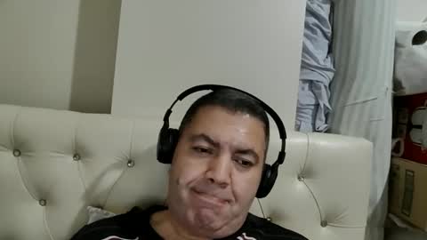 Snapshot of arsenica chatting on November 10, 12:20 am arsenica online show from November 10, 12:20 am