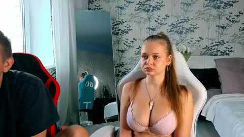 art_cam_ online show from June 4, 6:30 am