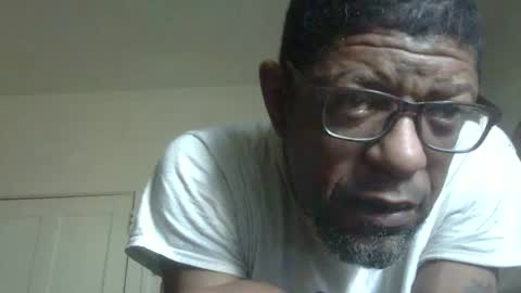 Arteblazze not daddy boy bitch or nigga online show from December 18, 4:13 pm