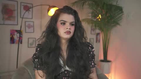 Chloe  online show from November 20, 5:23 pm