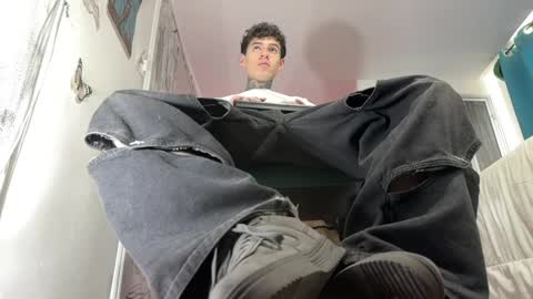   online show from January 10, 10:28 am