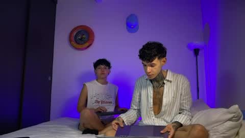   online show from April 28, 1:26 am