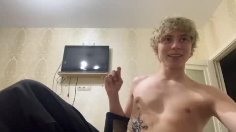 artem228play online show from June 9, 12:00 am