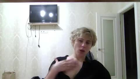 artem228play online show from June 10, 12:11 am